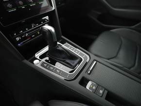 VW Arteon SB R TSI 4MOTION DSG thumbnail