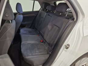 VW Noul Golf Style 2.0 TDI DSG thumbnail