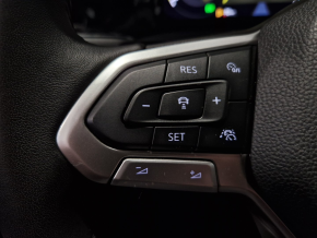VW Noul Golf Style 2.0 TDI DSG thumbnail