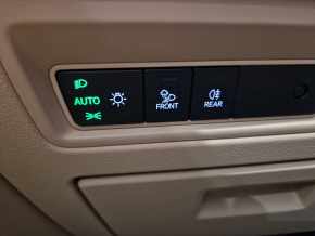 VW Touareg Atmosphere TDI 4MOTION thumbnail