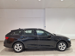 Škoda OCTAVIA Combi Business TDI DSG thumbnail