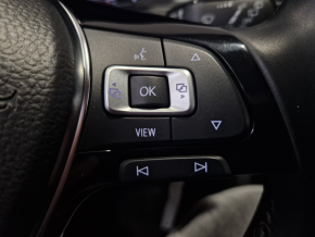 VW Golf Comfortline 1.6 TDI thumbnail