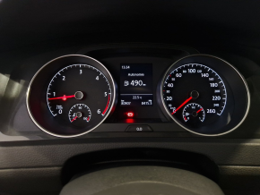 VW Golf Comfortline 1.6 TDI thumbnail