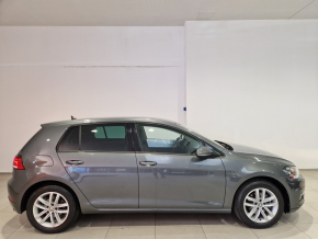 VW Golf Comfortline 1.5 TSI thumbnail