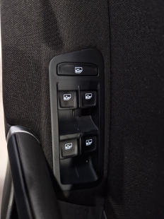 VW Golf Comfortline 1.5 TSI thumbnail