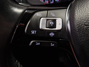 VW Golf Comfortline 1.5 TSI thumbnail