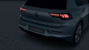 Golf Life 1.5 TSI DSG PHEV thumbnail