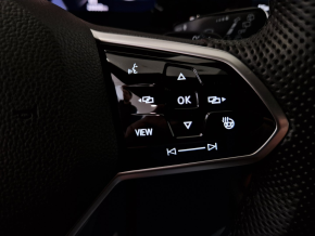 VW Golf GTI DSG thumbnail