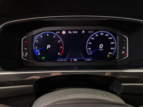 VW Tiguan R TSI 4MOTION DSG thumbnail