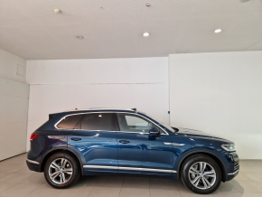 VW Noul Touareg V6 TDI thumbnail