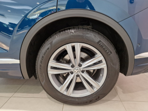 VW Noul Touareg V6 TDI thumbnail