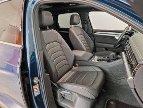 VW Noul Touareg V6 TDI thumbnail