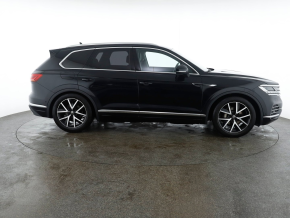 VW Touareg Elegance TDI 4MOTION thumbnail