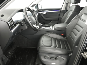 VW Touareg Elegance TDI 4MOTION thumbnail