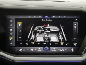 VW Touareg Elegance TDI 4MOTION thumbnail