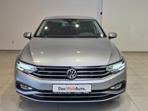VW Noul Passat Comfortline 2.0 TDI DSG thumbnail