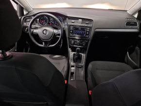 VW Golf Comfortline 1.6 TDI thumbnail
