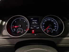 VW Golf Comfortline 1.6 TDI thumbnail