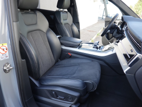 Audi Q7 S line 50 TDI quattro thumbnail