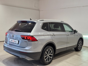 VW Tiguan Allspace CL TDI 4MOTION DSG thumbnail
