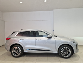 Audi Q5 40 TFSI quattro thumbnail