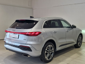 Audi Q5 40 TFSI quattro thumbnail