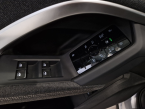 Audi Q5 40 TFSI quattro thumbnail
