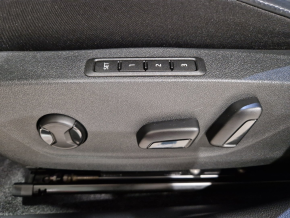 Škoda OCTAVIA COMBI STYLE 2.0 TDI DSG thumbnail