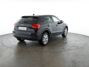 Audi Q2 35 TFSI thumbnail