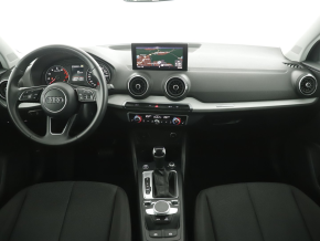 Audi Q2 35 TFSI thumbnail