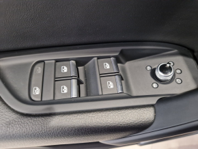 Audi Q5 40 TDI quattro S line thumbnail