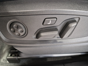 Audi Q5 40 TDI quattro S line thumbnail