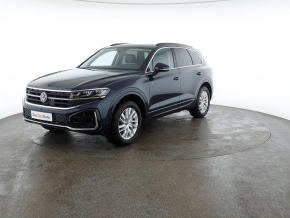 VW Noul Touareg R-Line V6 TSI thumbnail