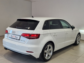 Audi A3 Sportback Sport 35 TFSI thumbnail
