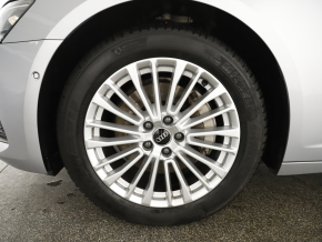Audi A6 45 TFSI quattro Design thumbnail