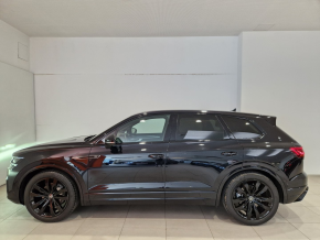 VW Touareg R-Style V6 TDI thumbnail