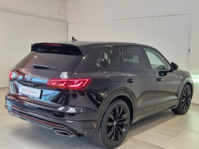 VW Touareg R-Style V6 TDI thumbnail