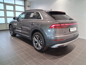 Audi Q8 PI 45 TDI quattro thumbnail