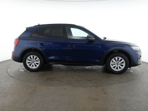Audi Q5 50 TFSI e quattro thumbnail
