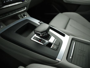 Audi Q5 50 TFSI e quattro thumbnail
