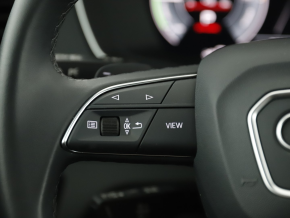 Audi Q5 50 TFSI e quattro thumbnail