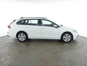 VW Noul Golf Variant Life 2.0 TDI DSG thumbnail