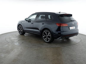 VW Touareg R-Style V6 TDI thumbnail