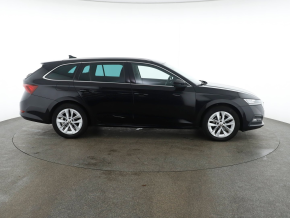 Škoda Octavia Combi thumbnail