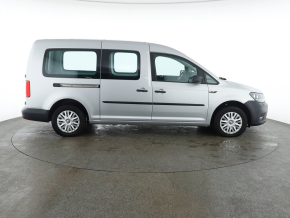 VW Caddy4 Kombi Maxi 2.0 CRD 75 kW thumbnail