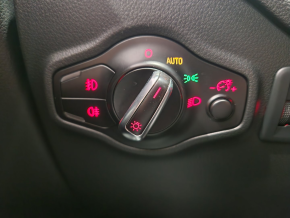 Audi Q5 2.0 TDI clean diesel quattro thumbnail