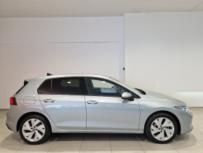 VW Noul Golf Adv. 1.5 eTSI DSG ACT m.hyb TD thumbnail