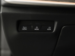 Škoda Superb Combi Essence TSI m-HEV DSG thumbnail