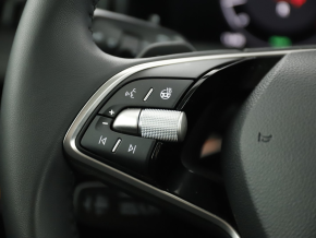 Škoda Superb Combi Essence TSI m-HEV DSG thumbnail