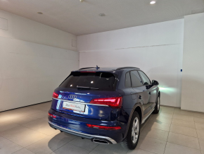 Audi Q5 40 TDI quattro S line thumbnail